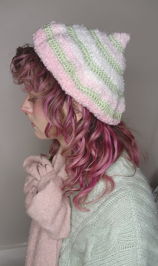 Fae Beret - Green, White, & Pink